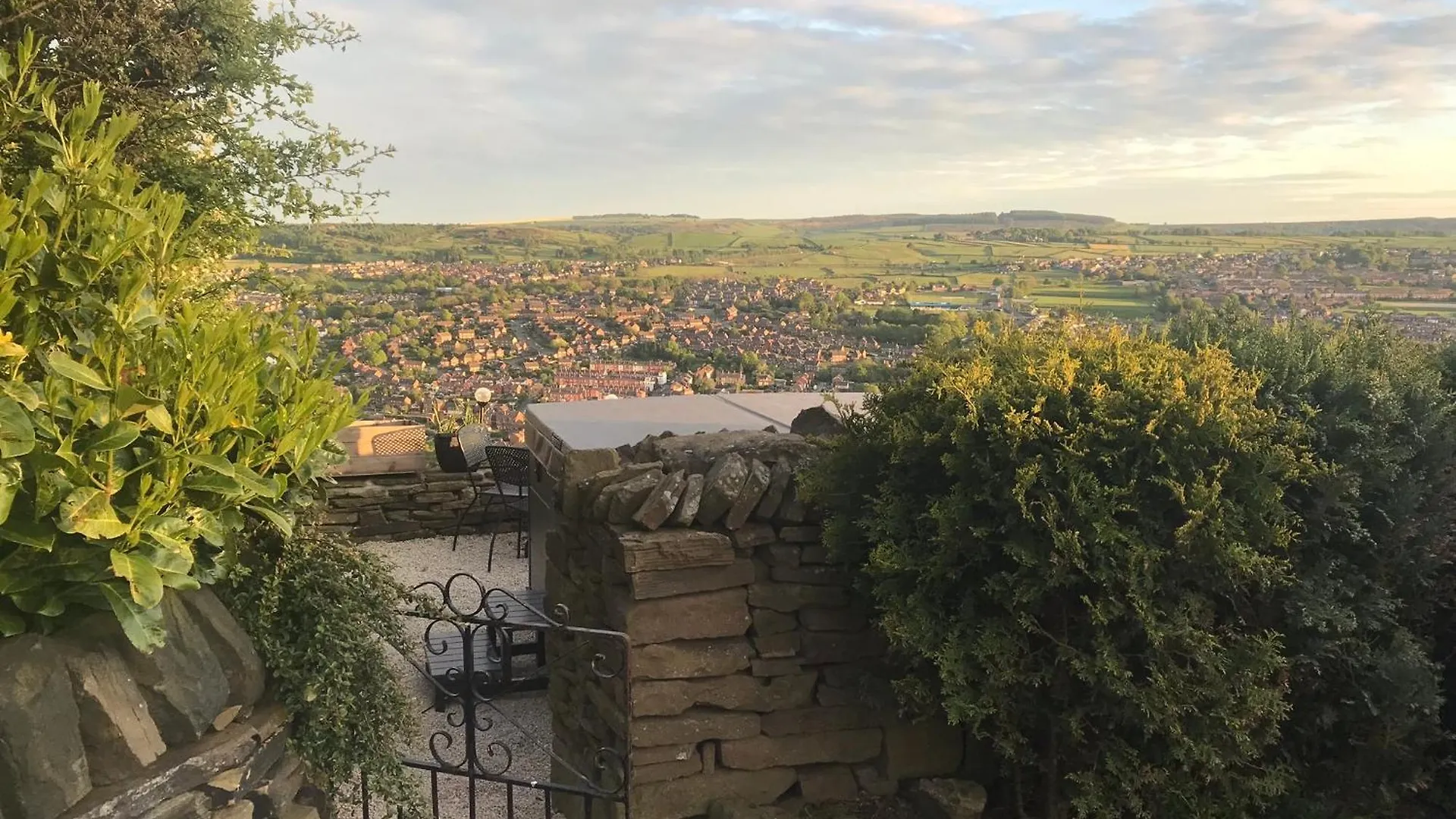 The Coach House & The Stables Holiday Homes Windy Bank Hall Green Moor Yorkshire Peak District Wortley